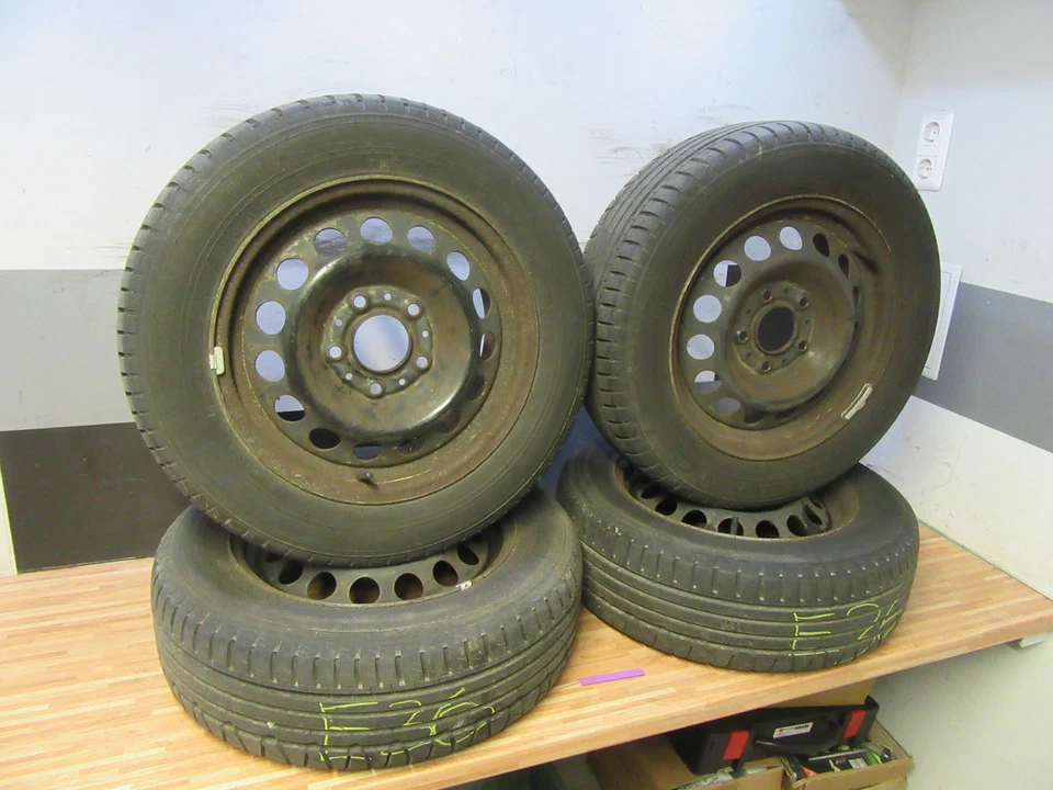 4x SOMMERREIFEN auf STAHLFELGEN + BMW 3er E36 + 6x15 185 65 15 5x120 + 1059007 - Bild 2 von 4