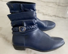 Comfortview Women's The Mickey Bootie Navy Blue Size 9M