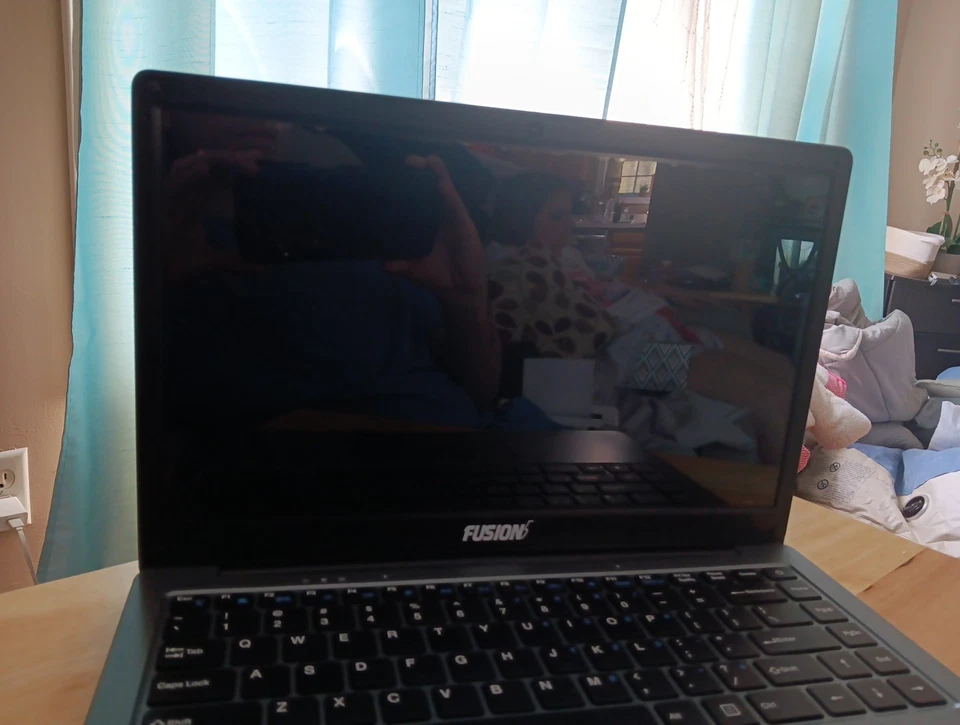 Fusion5 Laptop - Image 3 of 4