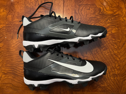 Take A Look About 12 Wide Football Cleats