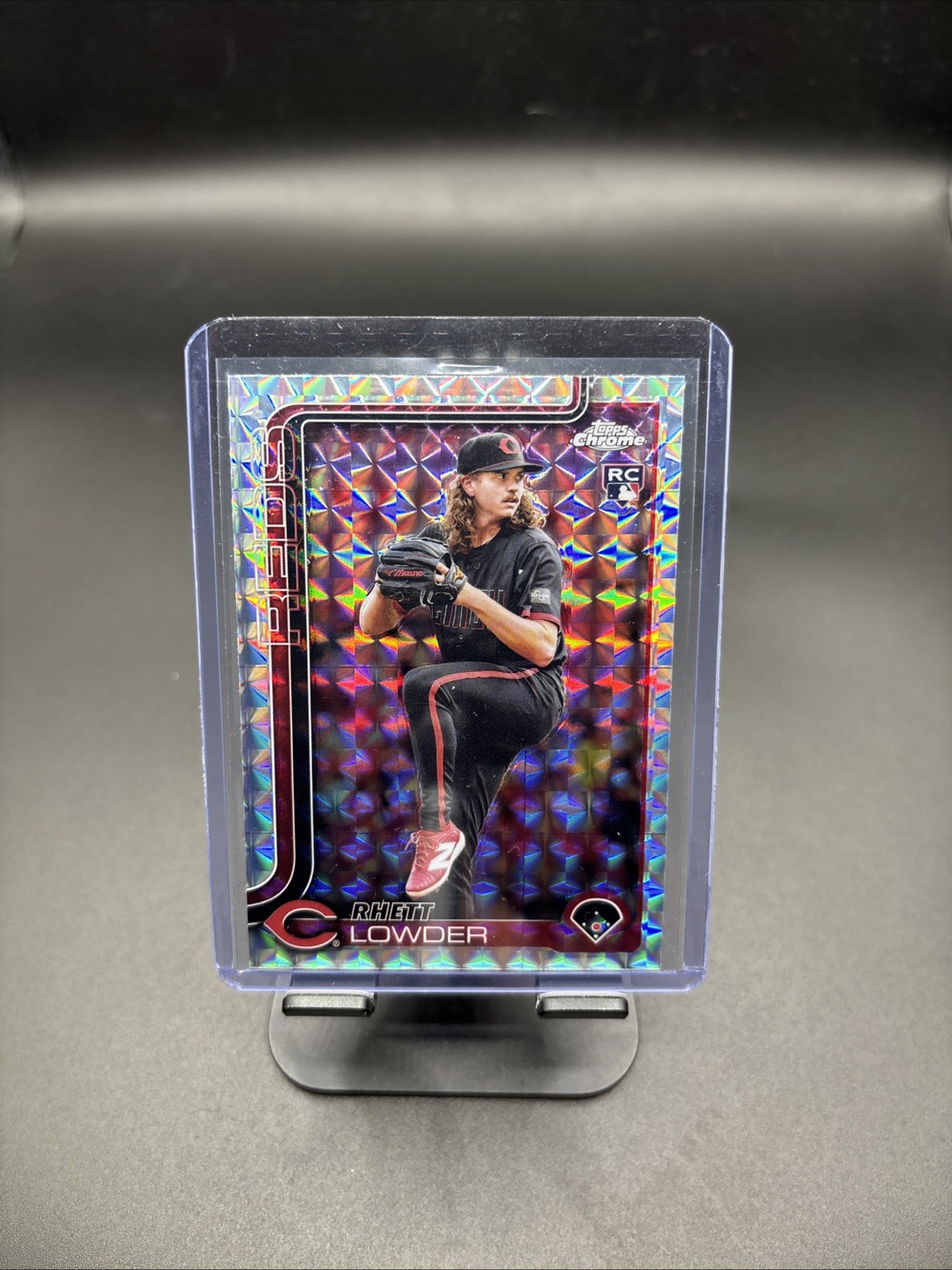 2025 Topps Chrome - Rhett Lowder #147 Geometric Refractor (RC)