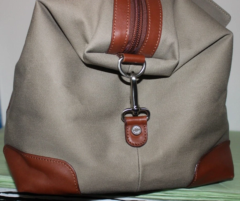 🔥Nuevo Bolso de Viaje CUTTER & BUCK Premium de Lona Cuero Bandolera de Mano  Foto 4 de 4