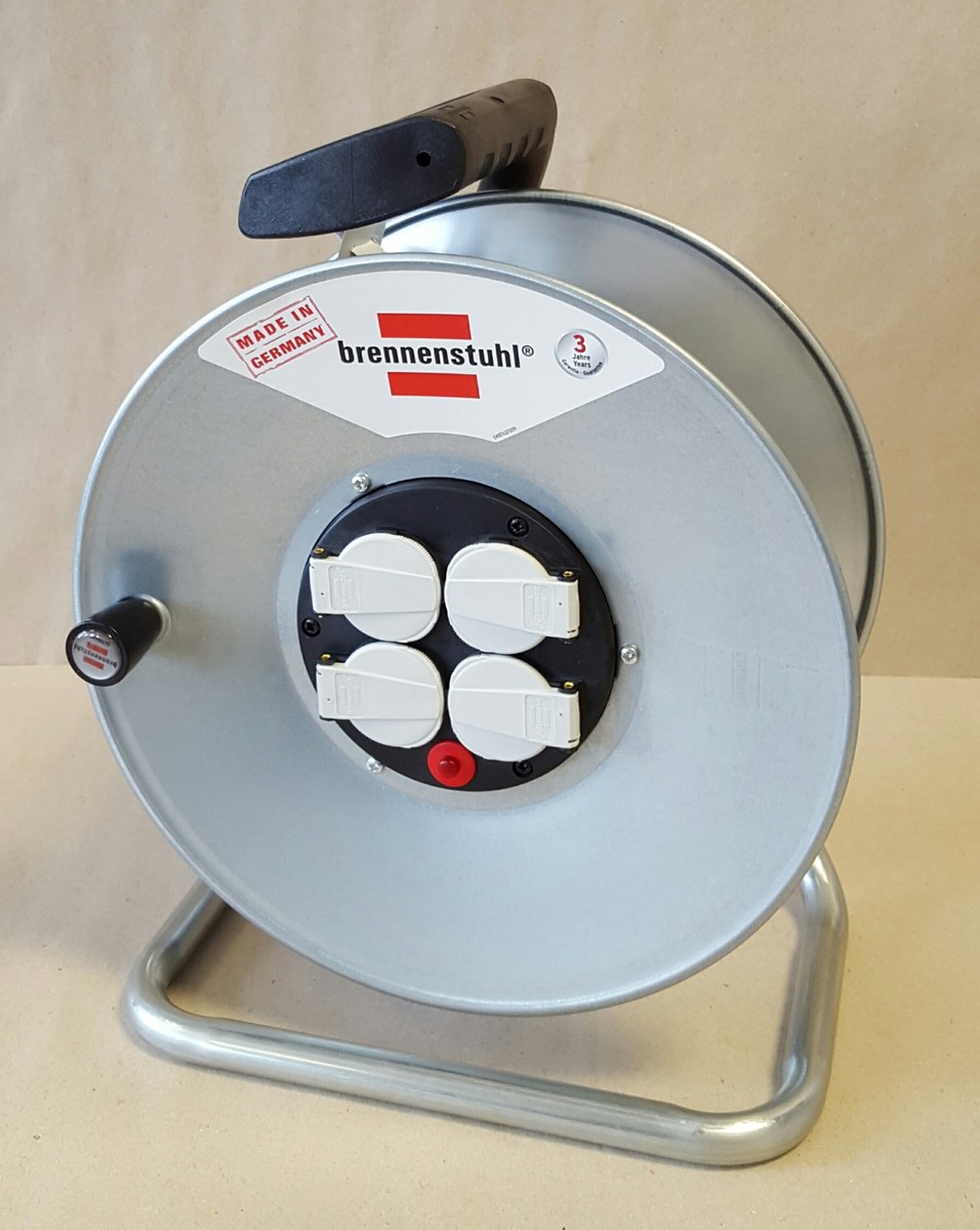 Brennenstuhl® Garant S 4 Kabeltrommel Stahl leer ohne Kabel 4x  