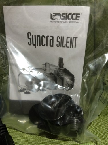 SICCE Syncra Silent 3.0 Multifunction 714 GPH Submersible Water Pump - Picture 7 of 8