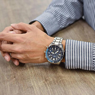 Casio Oceanus OCW-P2000-1AJF Cachalot Diver 200m Titanium