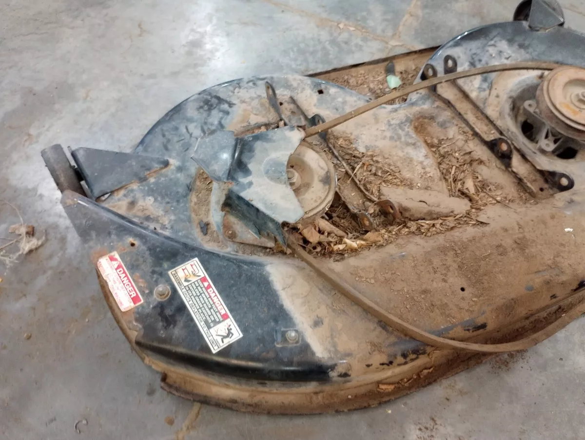 MTD Mastercraft Riding Lawn Mower Tractor 17 HP 42