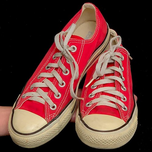 red converse size 8.5