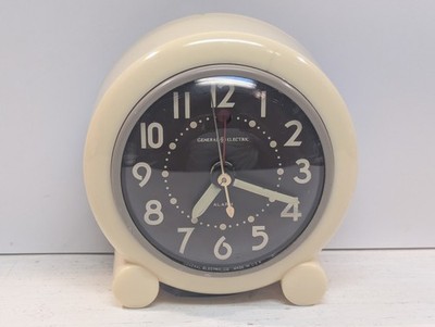 Telechron/General Electric Clock  7H160 Heralder