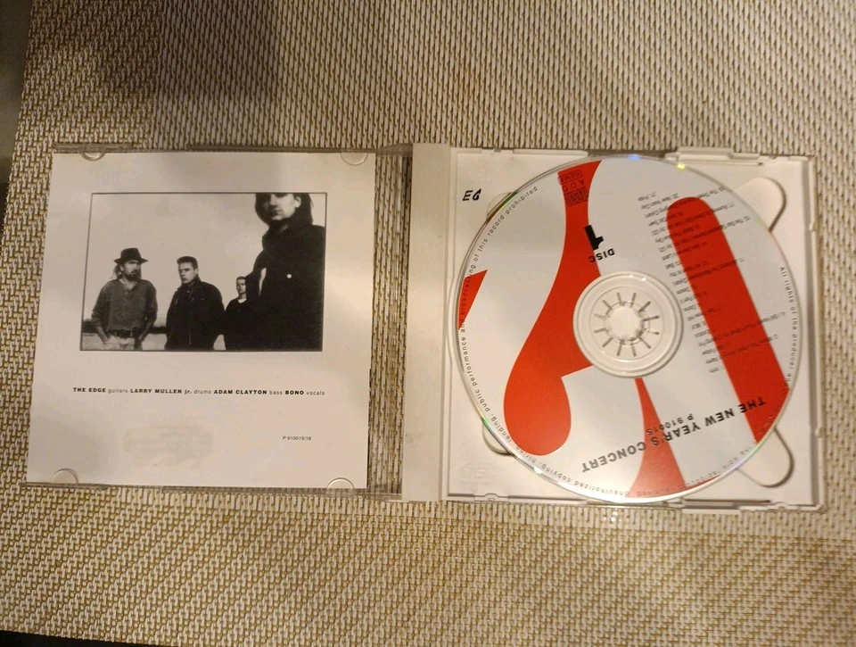 U2 - THE NEW YEAR'S CONCERT - 2 CD-Set  / P 910015/16 - Bild 4 von 4