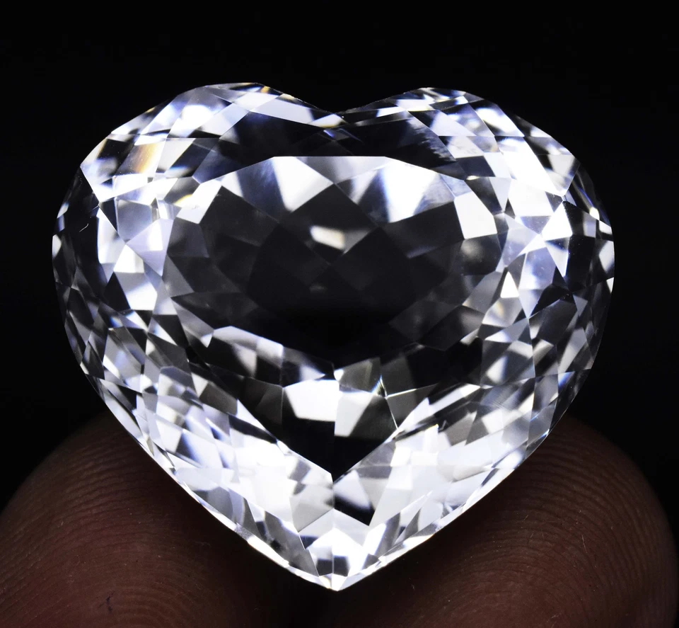 65ct Natural White Sapphire Heart Cut Gemstone for Fine Jewelry - Image 2 of 4