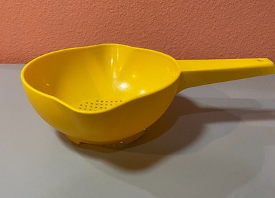 Vintage Tupperware Small Bright Yellow Colander Strainer 1 quart Strainer