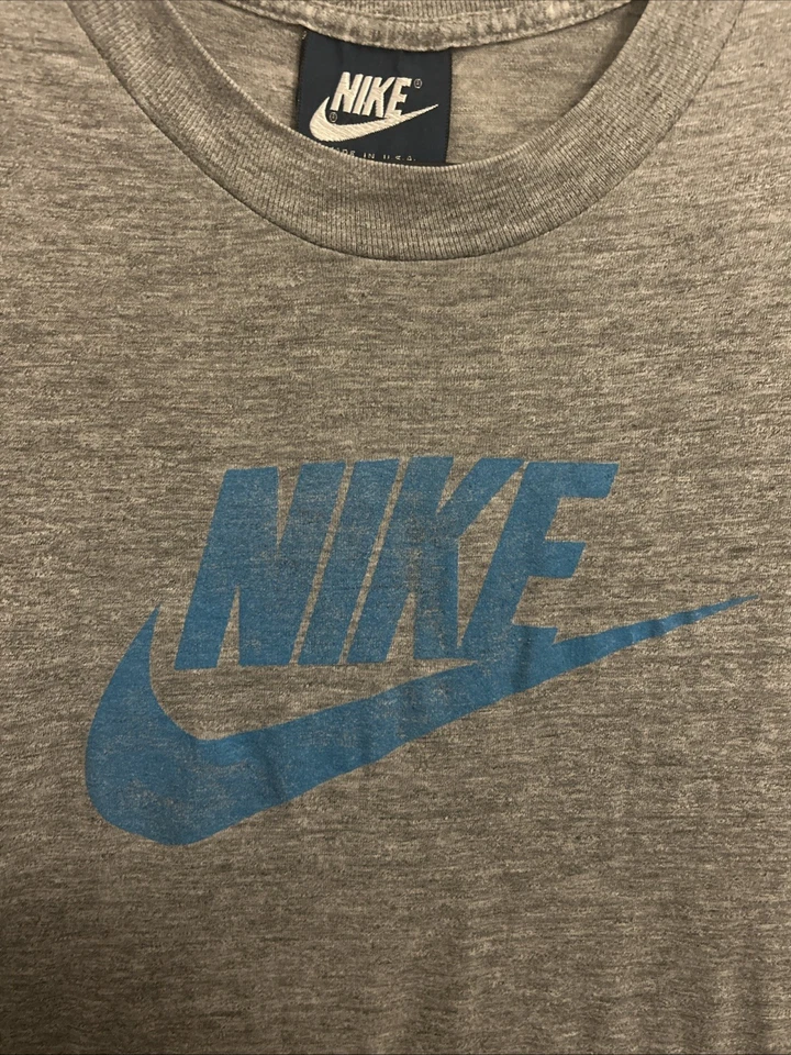 Camiseta Nike Spell Out vintage años 80 XL/XXL Foto 2 de 4