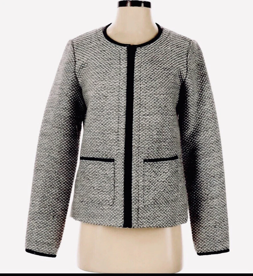 🌷 Blazer de tweed DANA BUCHMAN talla L🌟Borde de cuero sintético🌟Bolsillos🌟Mezcla de lana Foto 2 de 4