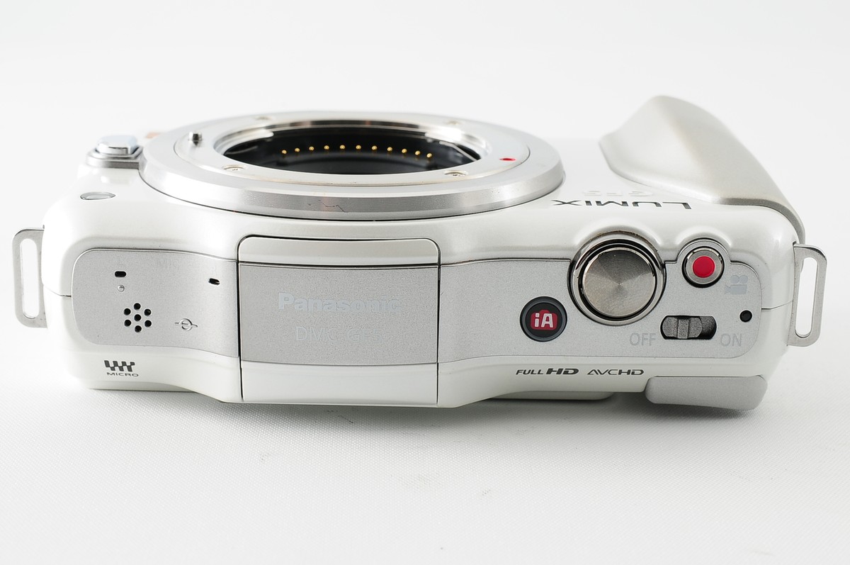 A MINT] Panasonic LUMIX DMC-GF5 Digital Camera 14-42mm Lens
