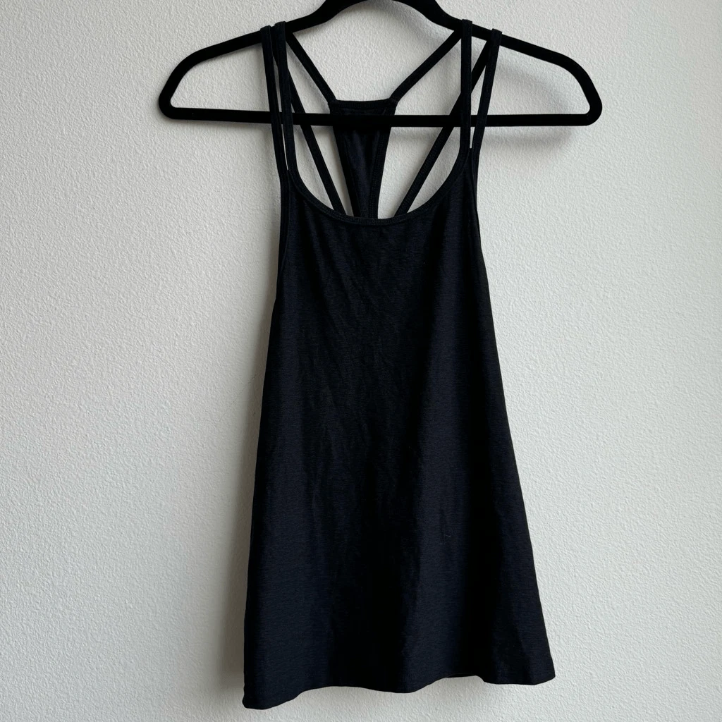 beyond-yoga weekend traveler strappy relaxed loose fit tank-top