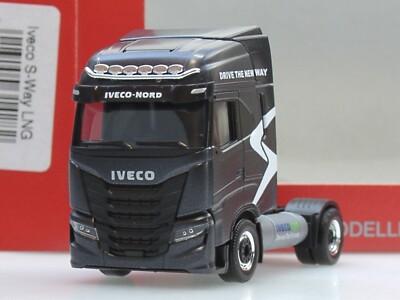 Herpa Iveco S-Way LNG Zugmaschine  DRIVE THE NEW WAY  - 314282 - 1:87