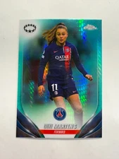 Lieke Martens Paris Saint-Germain #81 2023-24 Topps Chrome UEFA WCL Aqua Prism