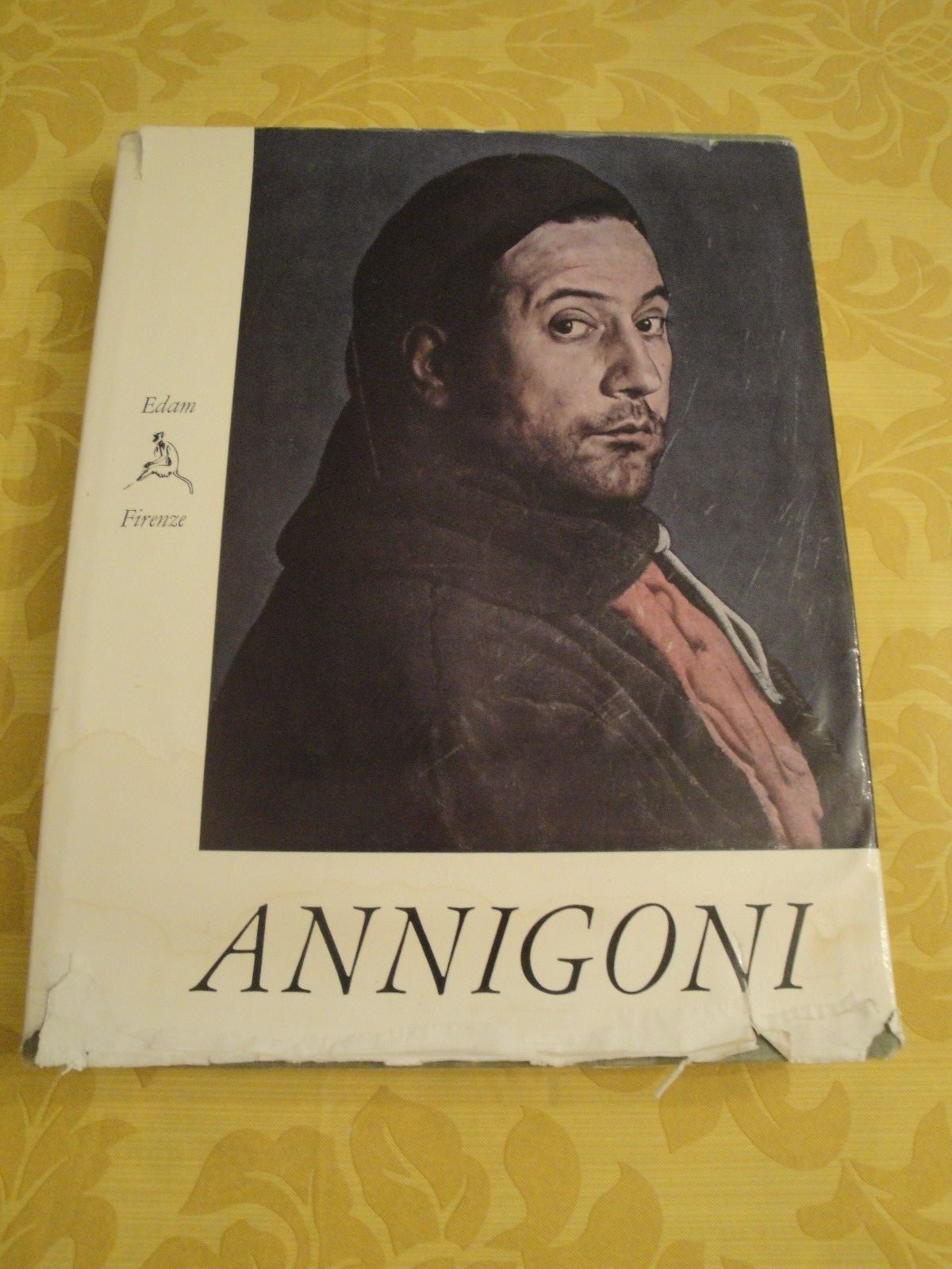 Foto 1 di 12