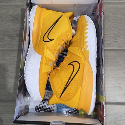 kyrie 7 university gold