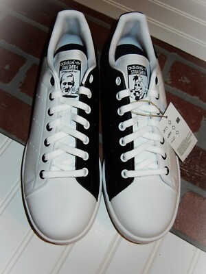 美品 STAN SMITH × Disney クルエラ adidas Cruella Inspires This Disney x adidas Stan Smith Collaboration