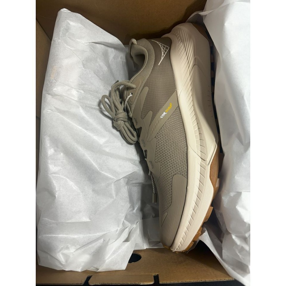 Hoka One NIB Transport Men's Hiking/Walking Sneakers in Dune / Eggnog