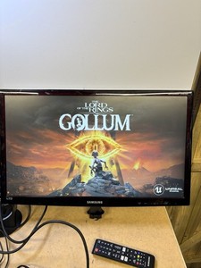 Samsung T24B350EW - 24" LED HD TV mit Fernbedienung.  Ohne Ständer