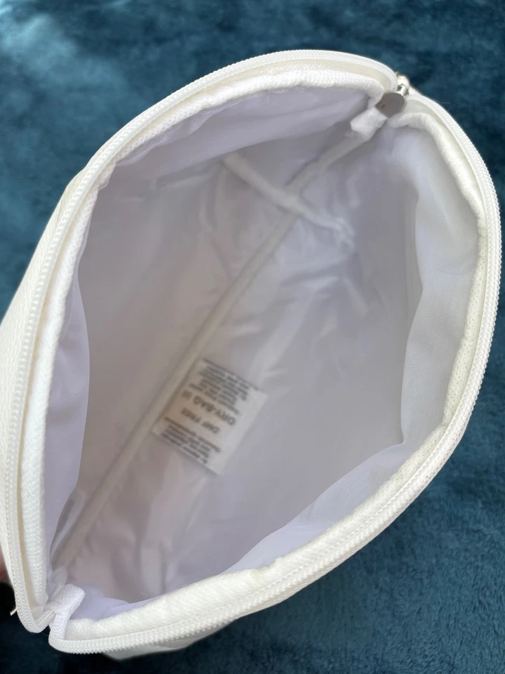 Novo! Toalha com capuz DOVE Baby Puppy Dog branca azul macia felpuda + bolsa com zíper  - Imagem 3 de 4