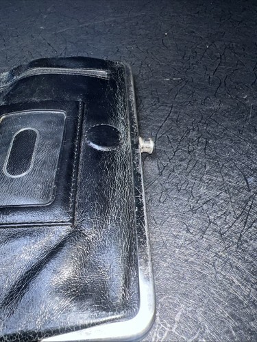 Portafoglio pochette Hobo International in pelle nera - Foto 7 di 12