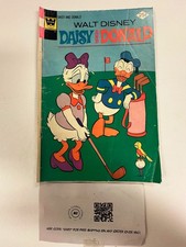 Cover of Walt Disney Daisy and Donald #14