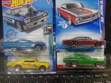 HOT WHEELS MUSCLE CARS ASSORTED LOT OF 4 CARS MINT CARDS