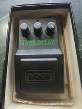 MXR M-206 Time Delay guitar Pedal
