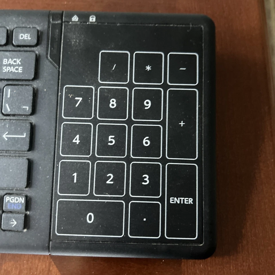 Toshiba Multi Language Wireless Touchpad Black Keyboard U50G ~ No Dongle~ - Image 3 of 4