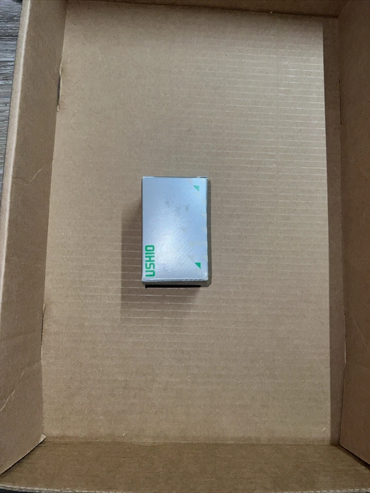 Ushio 1001012 - 100W - MR-16 JDR - Narrow Flood - Open Face (L2) - Image 4 of 4