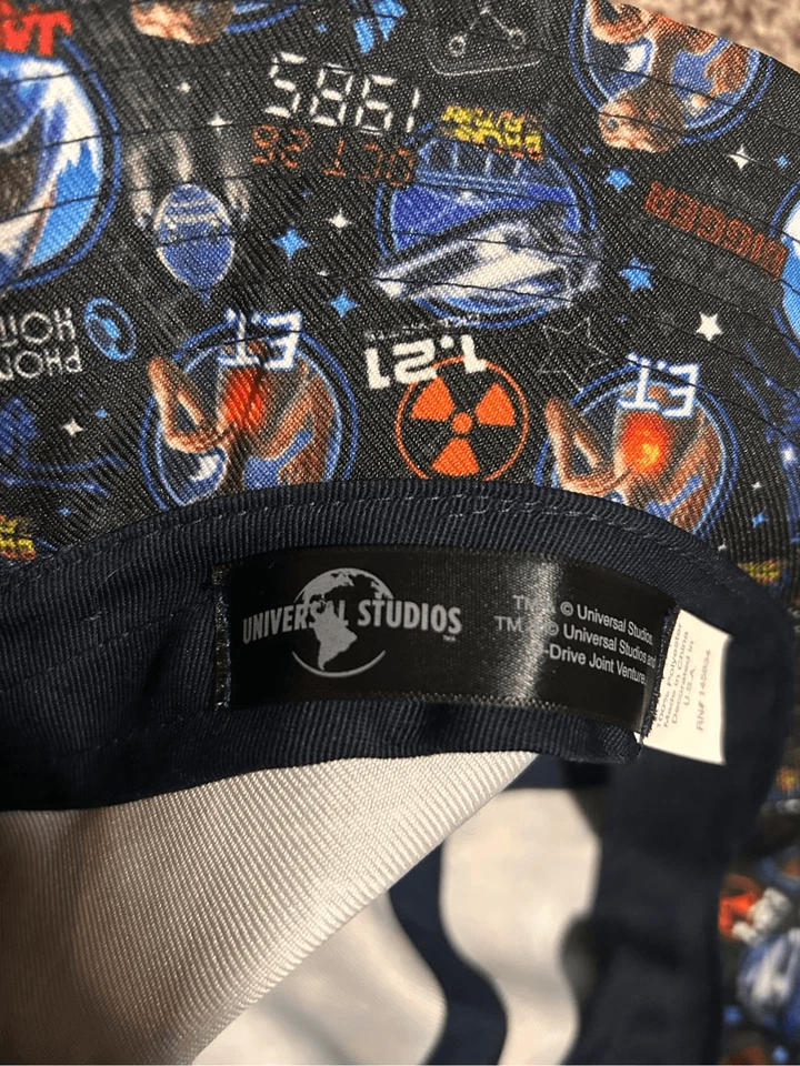 Sombrero de cubo retirado Universal Studios Jaws / ET / Regreso al futuro C17-20 Foto 3 de 3