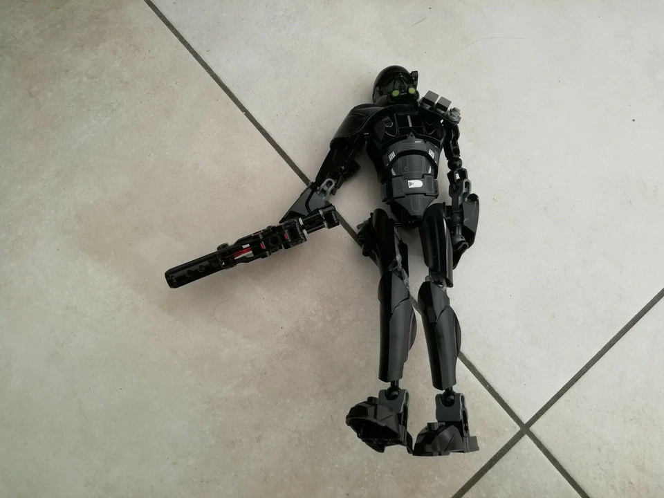 LEGO Star Wars 75121 Imperial Death Trooper, photo 4 sur 4
