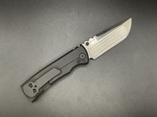 Chaves Knives Street Redencion Gen 3 DP Satin S35VN Titanium & Titanium Inlay - Picture 2 of 10
