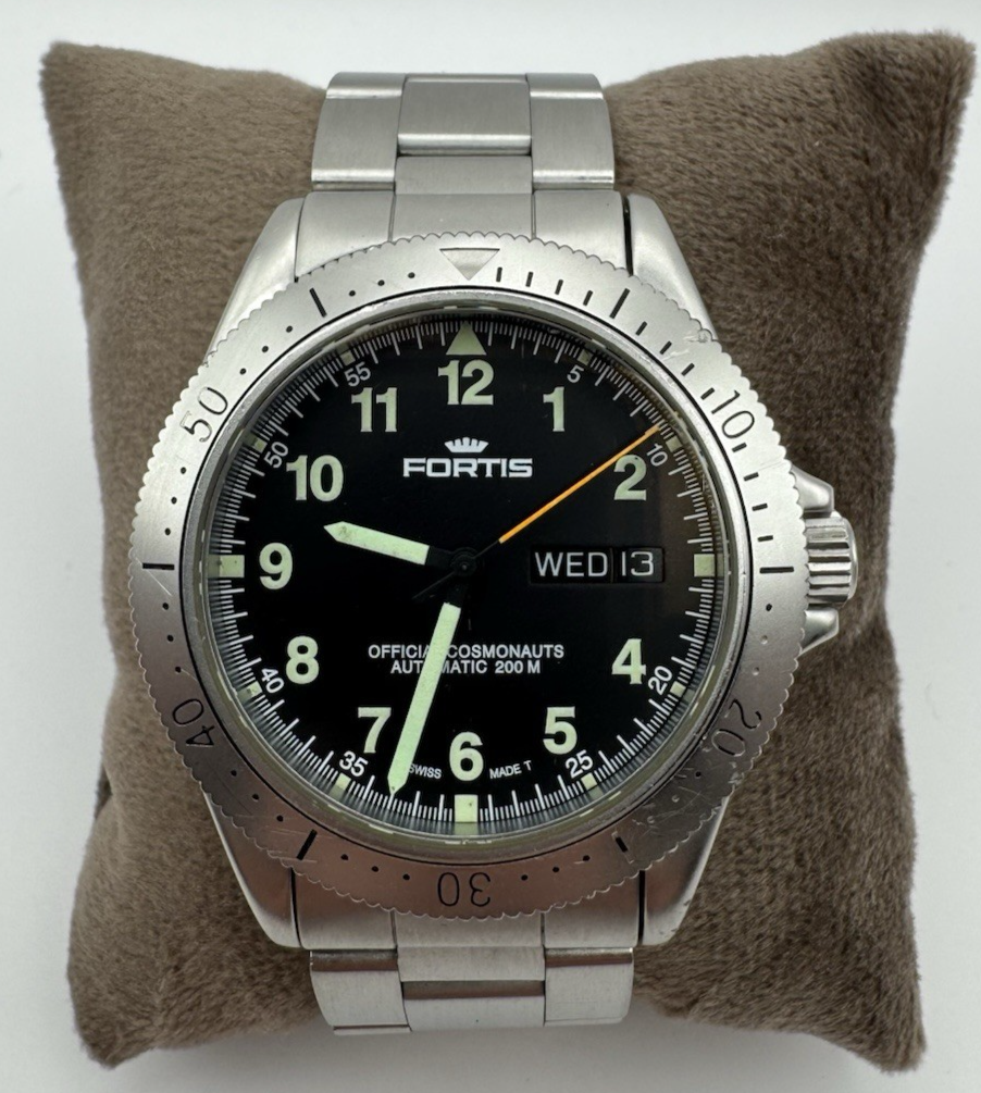 ビンテージ　手巻き腕時計　FORTIS RARE FORTIS OFFICIAL COSMONAUTS AUTOMATIC WATCH DAY DATE-610.22