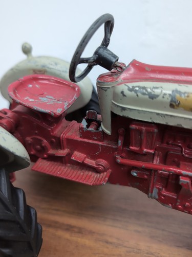 1/12 Toy Hubley Ford 961 Powermaster Tractor #2 - Picture 4 of 5