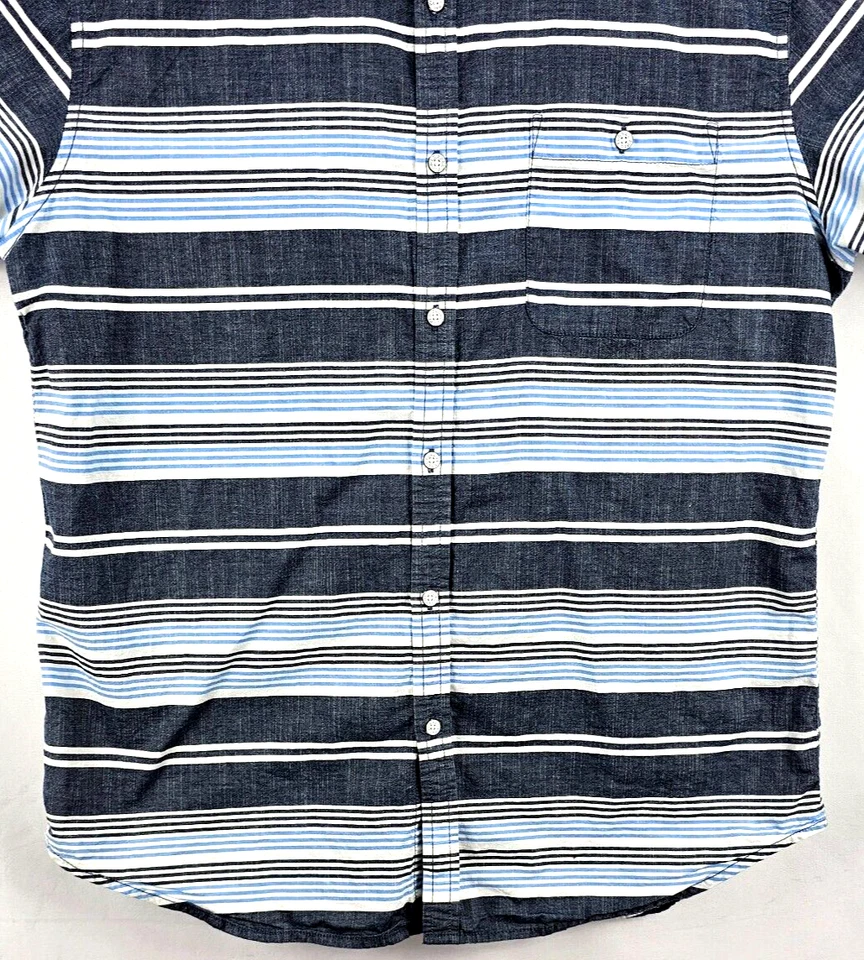 Free Planet Men's Shirt Size XLarge Short Sleeve Button White/Gray/Blue Striped - Image 4 of 4