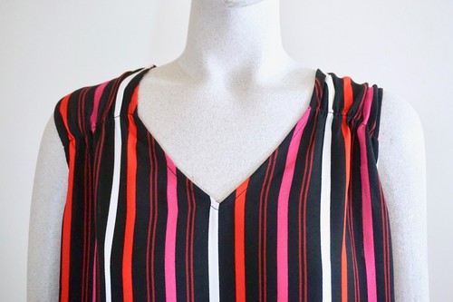 14th & Union Women's Sleeveless Vertical Multicolor Stripe V-Neck Pullover Top L - Picture 4 of 10