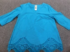 Chicos 1 Petite top Womens Blue pullover blouse laced cotton floral
