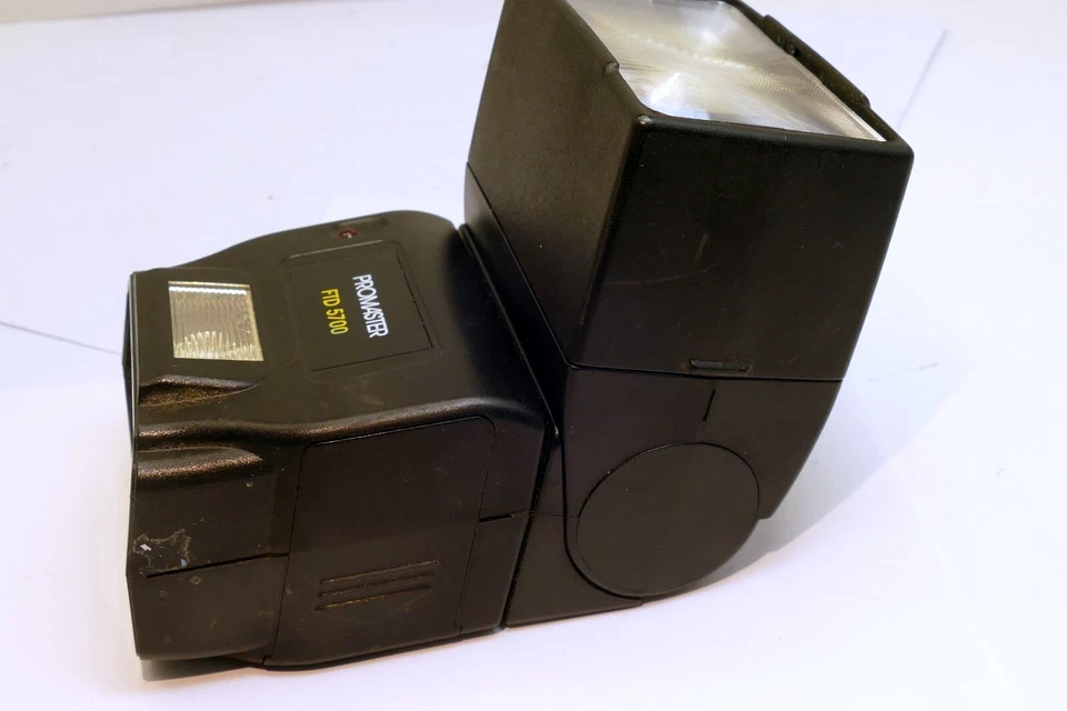 Promaster FTD 5700  flash - not working corrosion - AS IS parts - Image 2 of 4