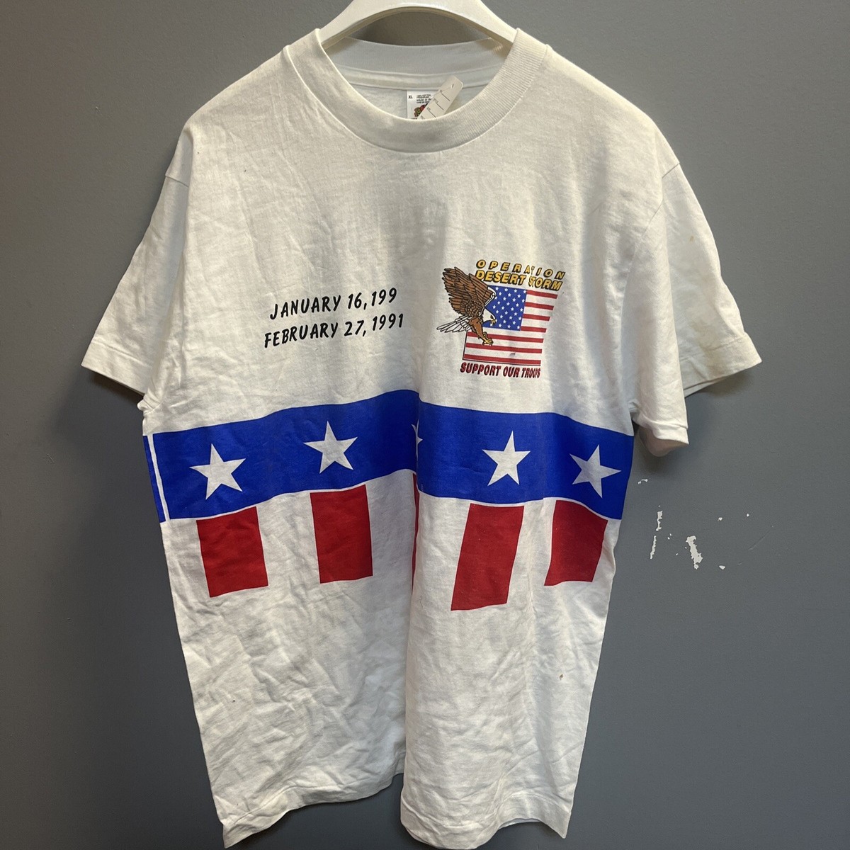 Vintage Fruit Of The Loom Operation Desert Storm Graphic T-Shirt