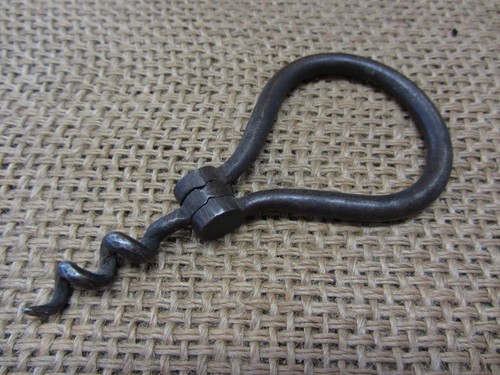 Vintage Folding Iron Corkscrew RARE DESIGN Antique Old Bar Bottle Wine 11183