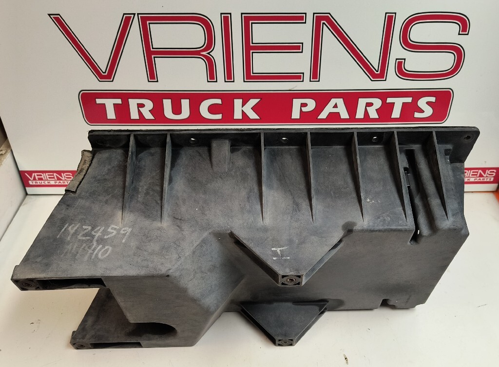 KENWORTH R60697-01 BOX ASSY-POWER DISTRIBUTION | eBay