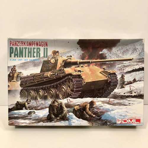 VTG Dragon 1:35 WWII Panzerkampfwagen Panther II '39-'45 Series Model Kit #6027 - Picture 1 of 8