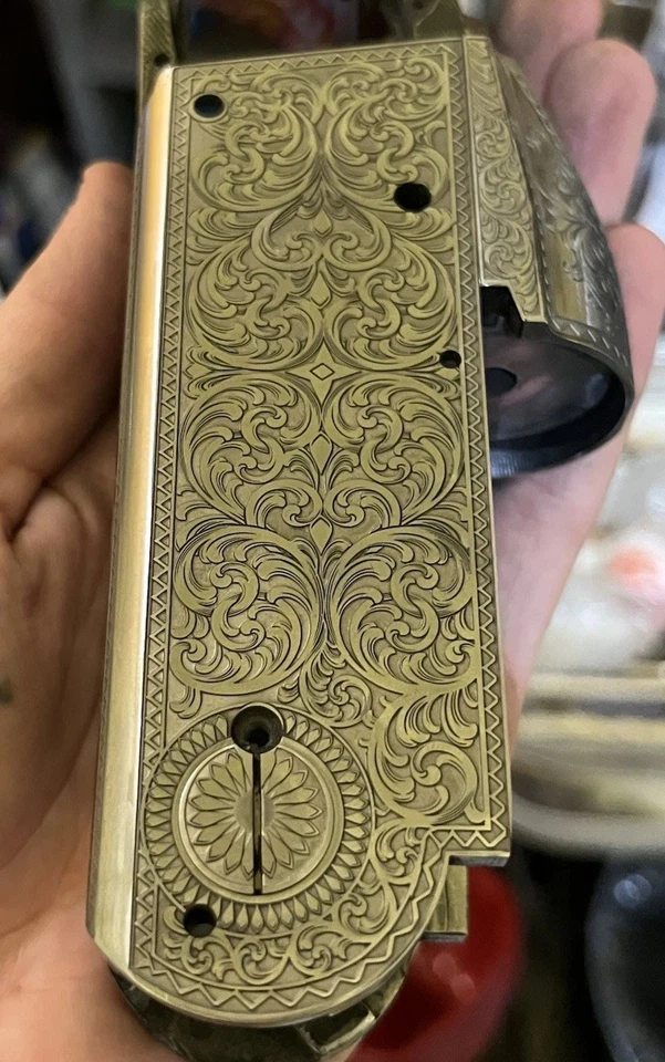 Servicio de grabado Krieghoff K-80 y Perazzi. Foto 2 de 4