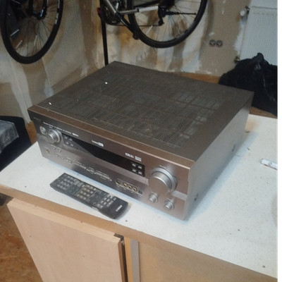 Yamaha RX-V640RDS A/V-Receiver 6.1 DTS Dolby Digital Radio silber 