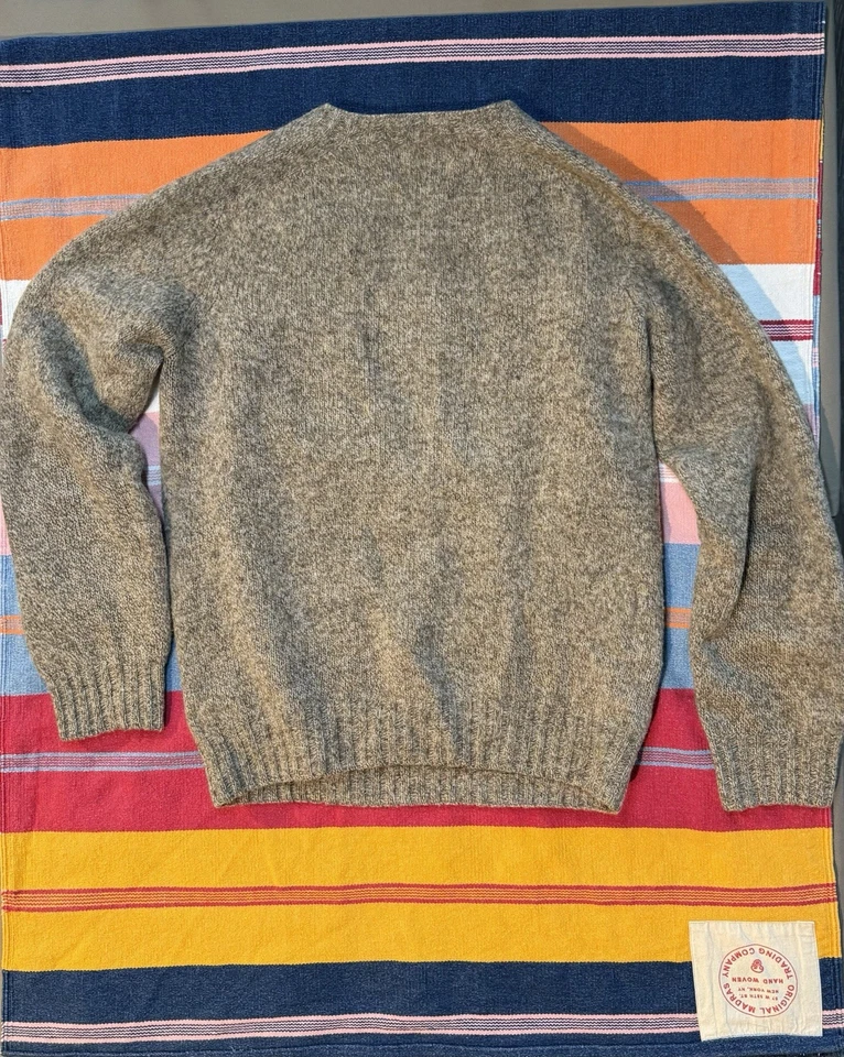 J Press Shaggy Dog Shetland Wool Sweater Oatmeal Small Preppy Armpit Holes - Image 3 of 4
