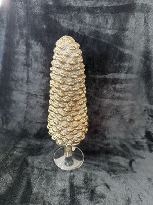 Pinecone  plastic Tree 13 